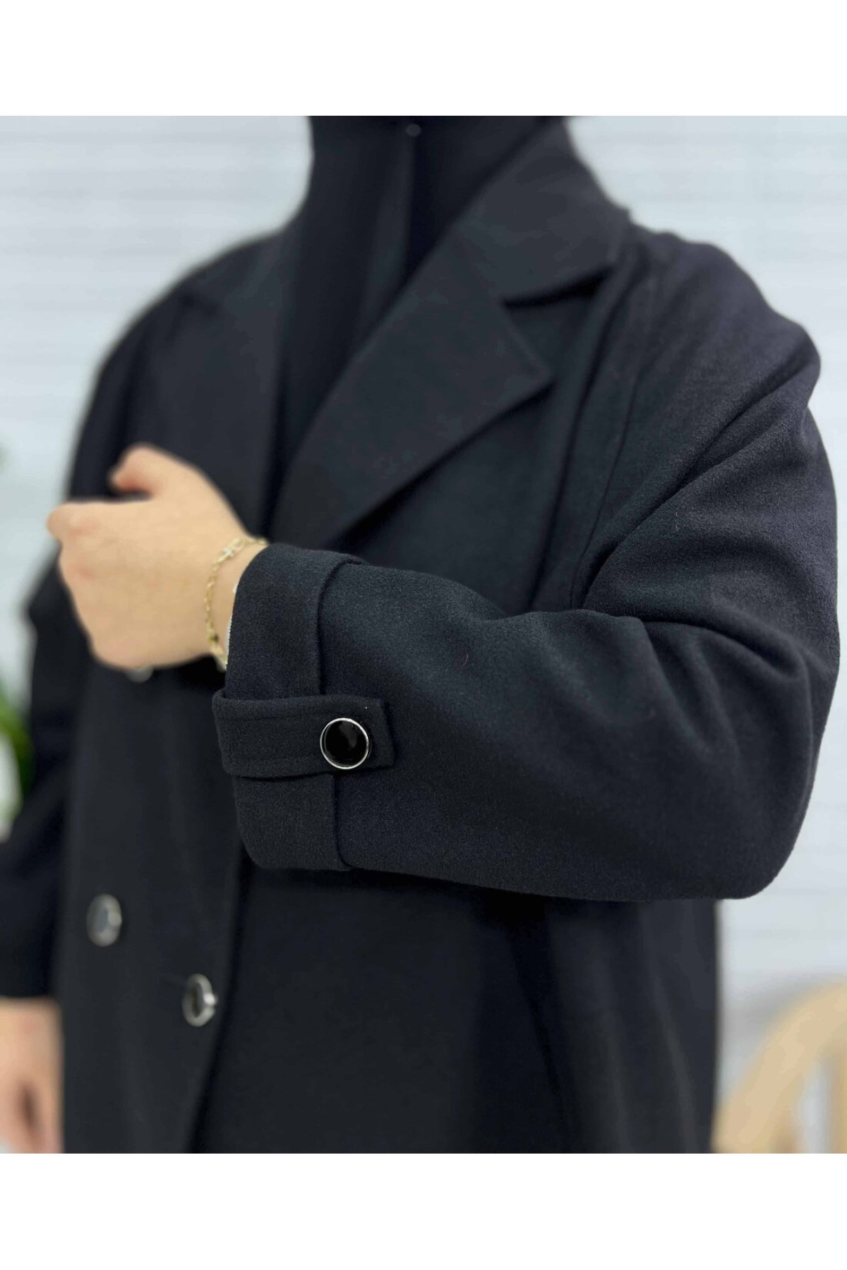 Ahyâr kaşe panço reglan kol detay