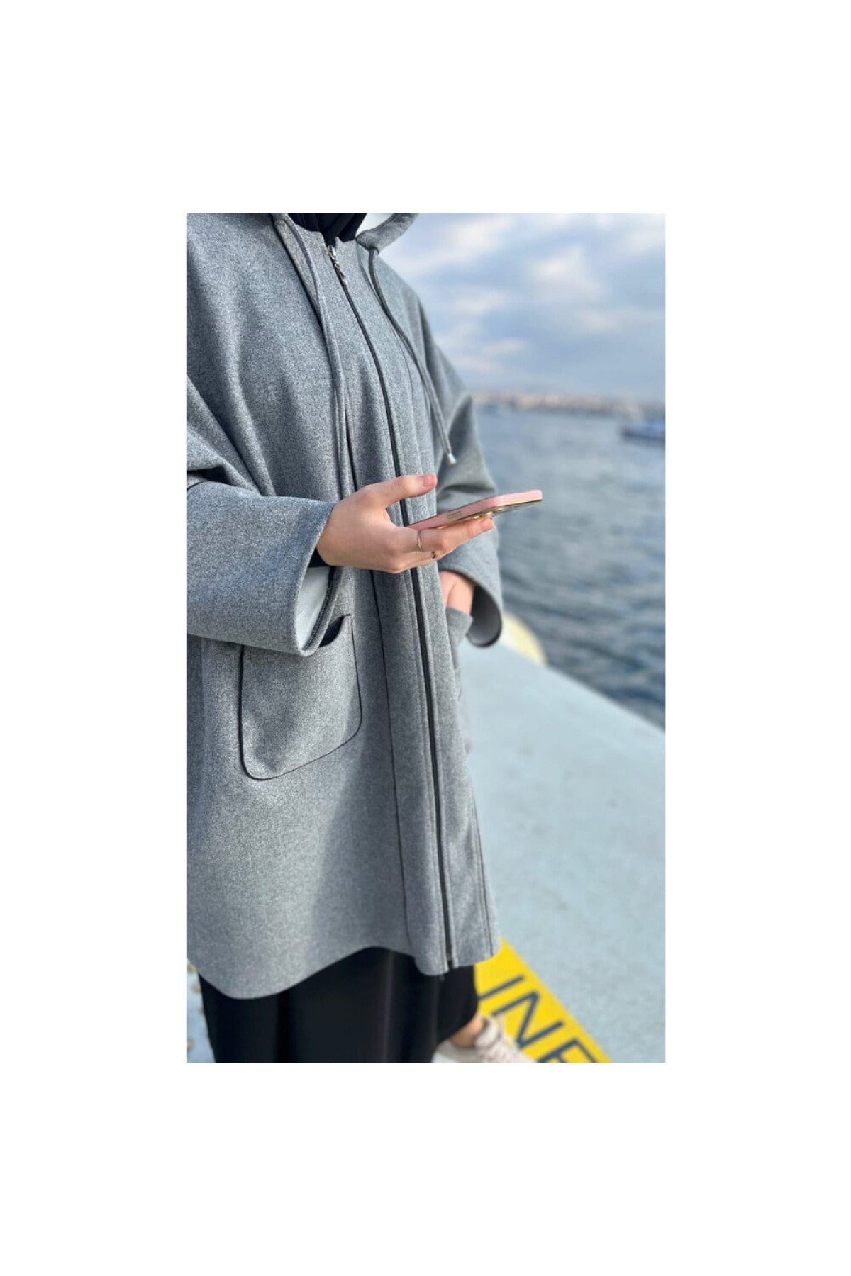 Biyeli Grey Düz Kesim Panço biyeli grey düz kesim kaşmir panço