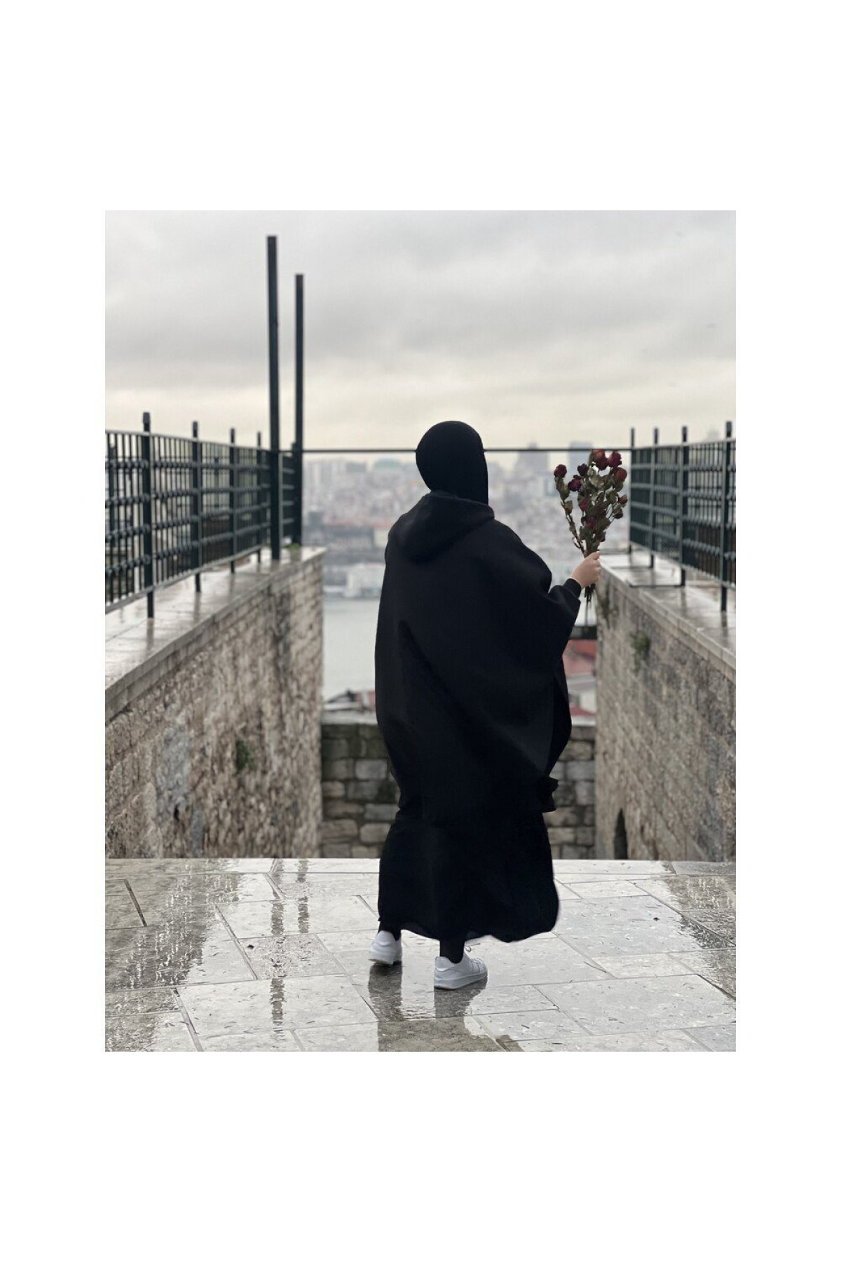 kaşe nervür verev panço ön görünüm