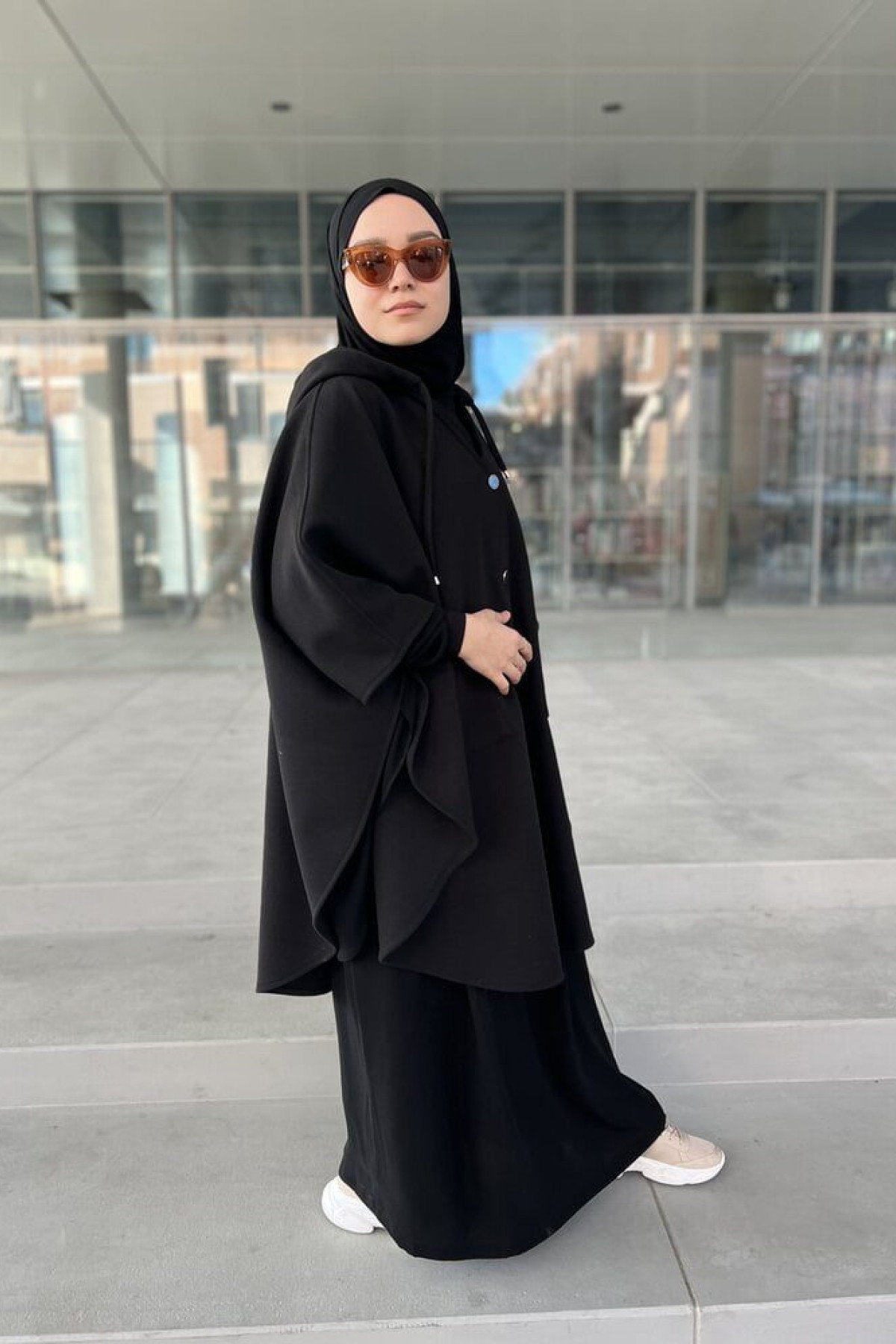 kaşe v yaka verev panço ön görünüm