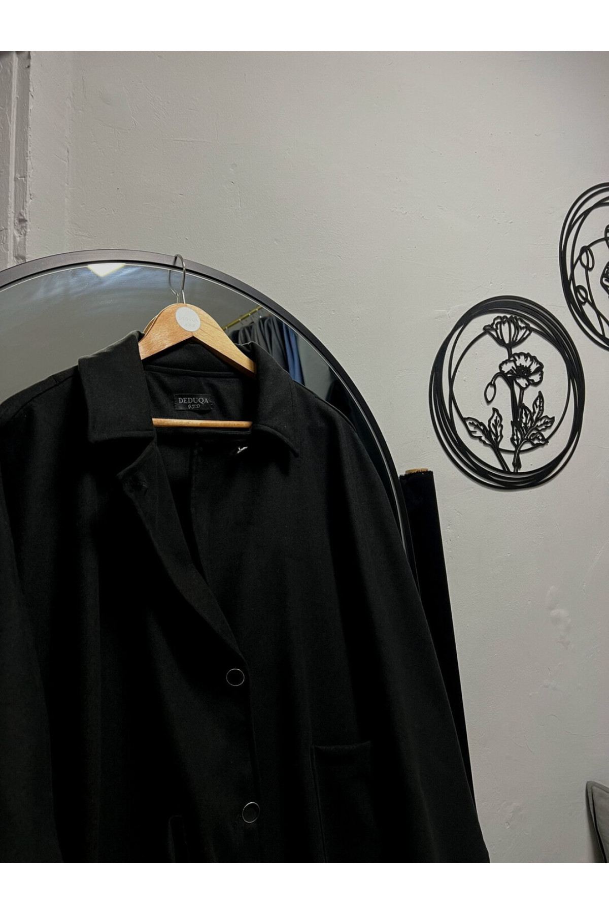 kaşe yakalı ilikli verev panço ön görünüm