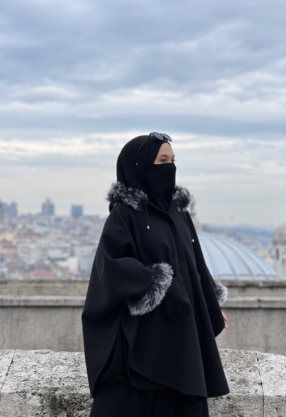 Kaşe karma kürklü panço