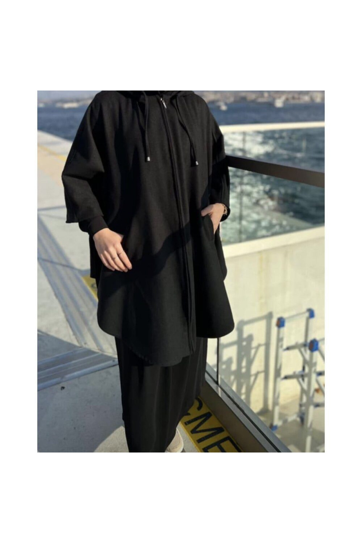 kaşe verev gizlenmiş fermuarlı panço ön görünüm