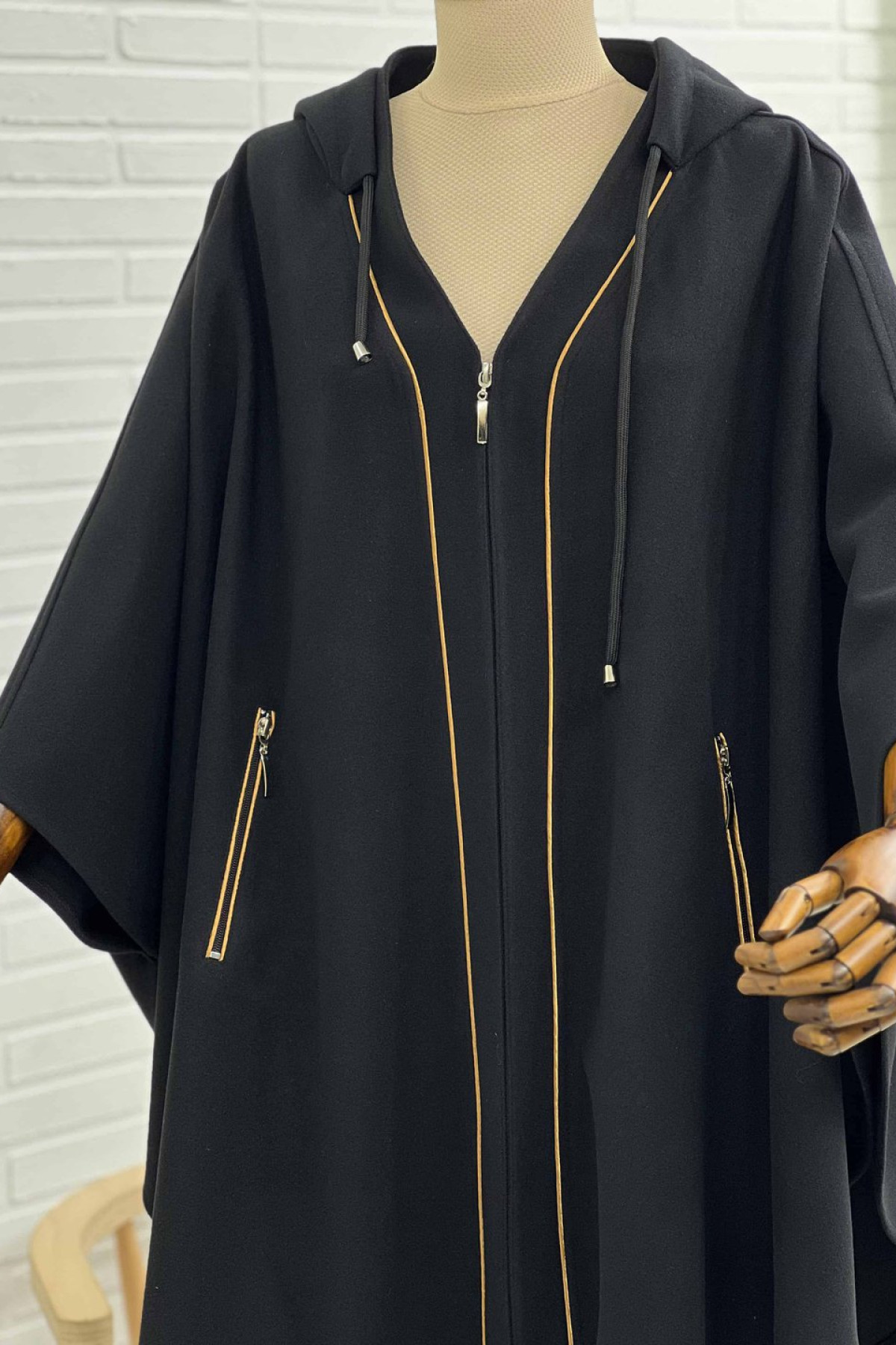 kimono gold biyeli yaka panço ön görünüm