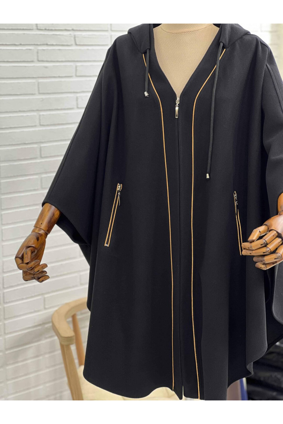 kimono gold biyeli yaka panço ön görünüm