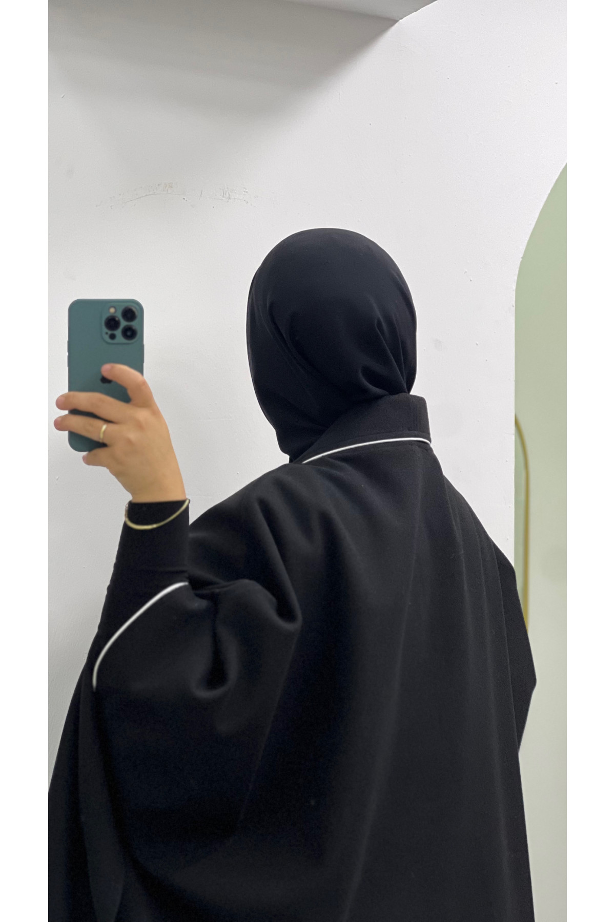 Sade Yaka Tasarım Panço 95cm (Kol ve Yaka Biyeli)