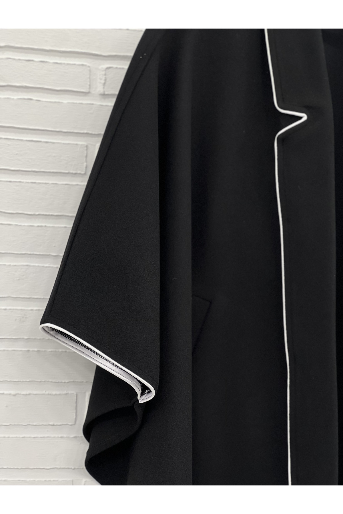 Sade Yaka Tasarım Panço 95cm (Kol ve Yaka Biyeli)