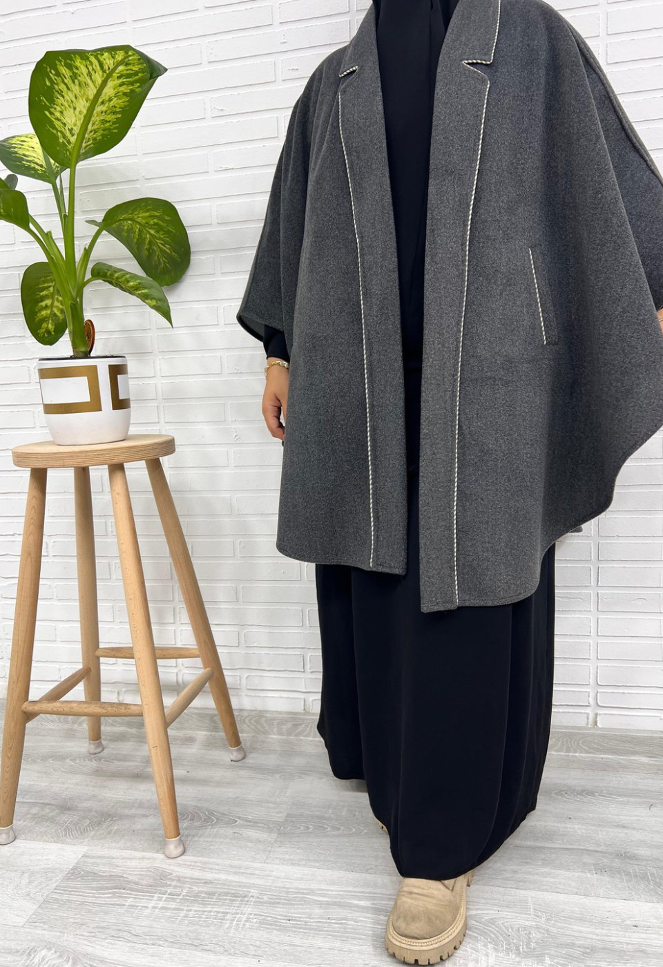 Yakalı Koyu Biyeli Grey 95cm Panço Yakalı Koyu Biyeli Grey 95cm Panço