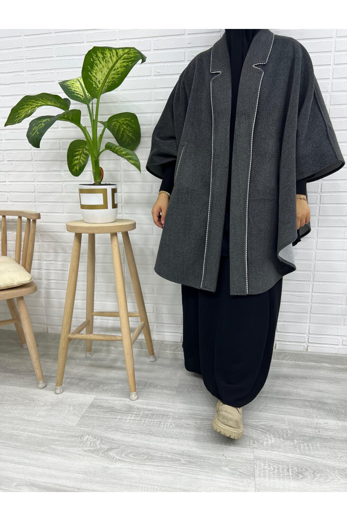 yakali koyu biyeli grey panco on gorunum